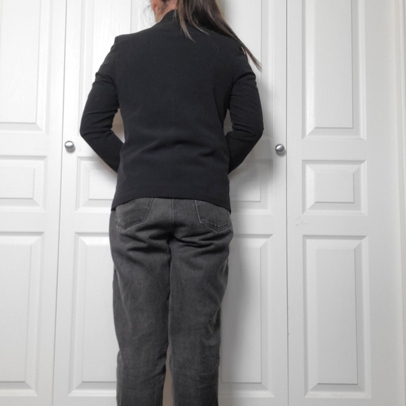 Black Blazer - Picture 4 of 5